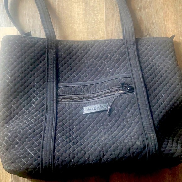 Vera Bradley Handbags - ‼️ VERA BRADLY BAG!